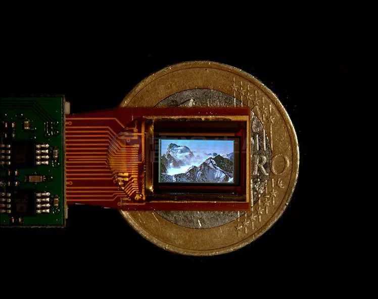 Micro OLED 顯示屏,圖/flatpanelshd